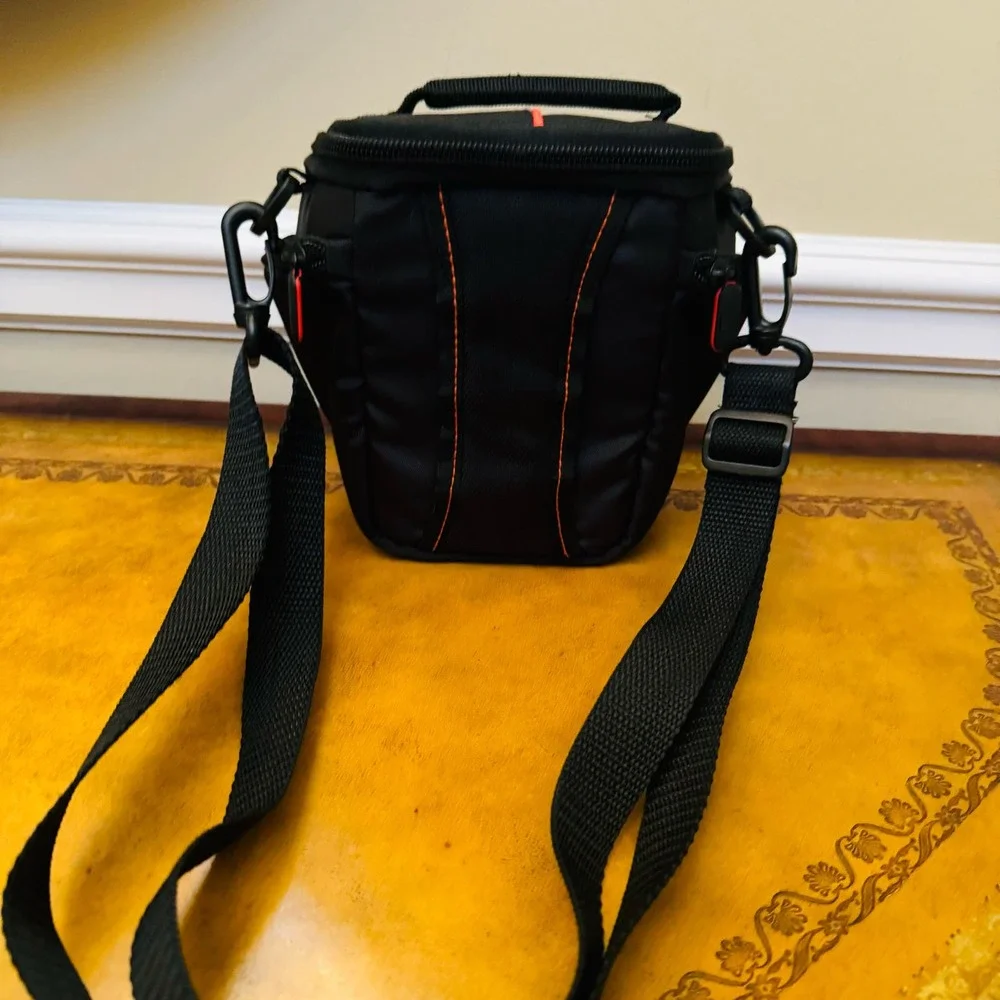 Case Logic Black Camera Storage Organization Case with Strap NEW - Picture 2 of 14